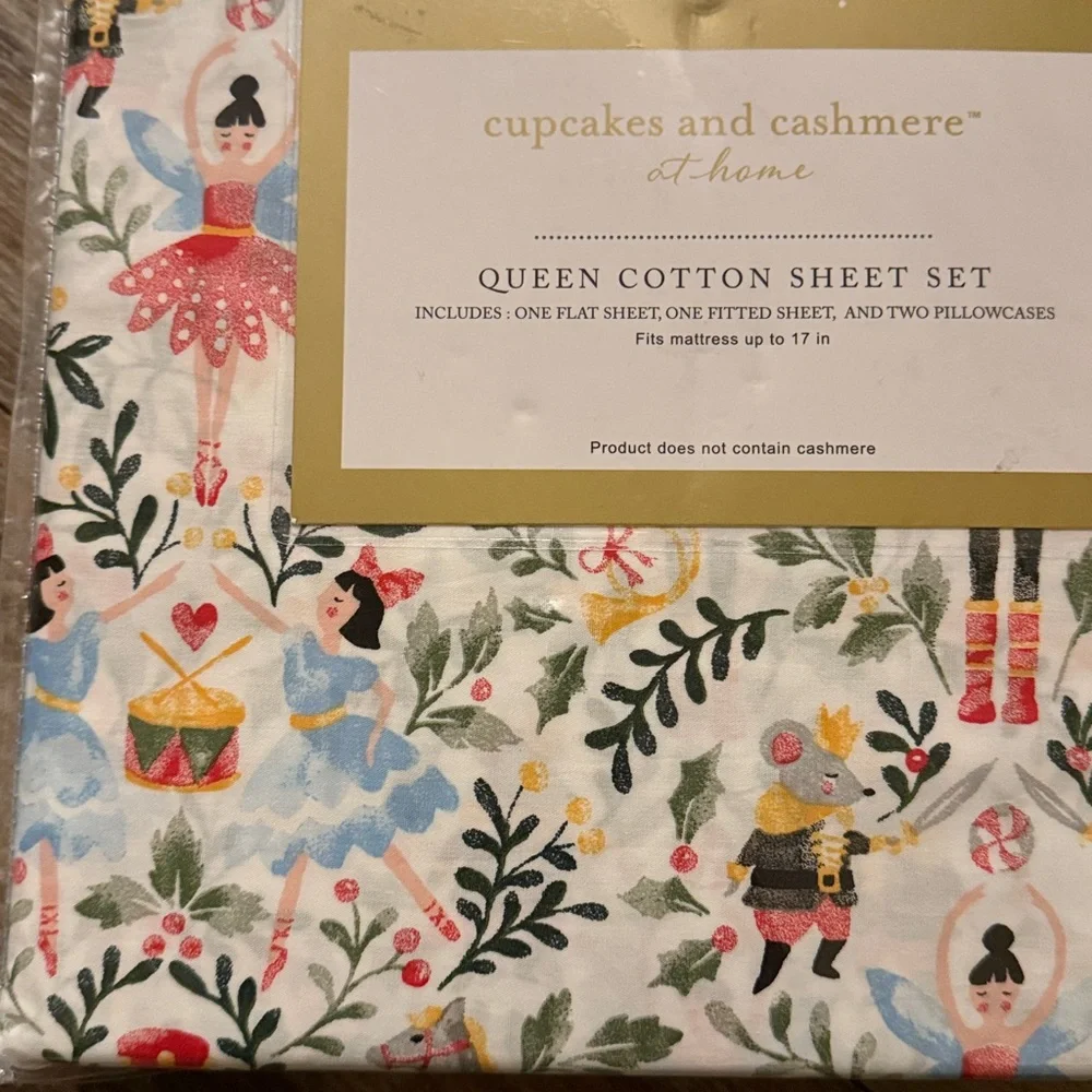 cupcakes & cashmere Festive Multicolor Sheet Set - Picture 2 of 2